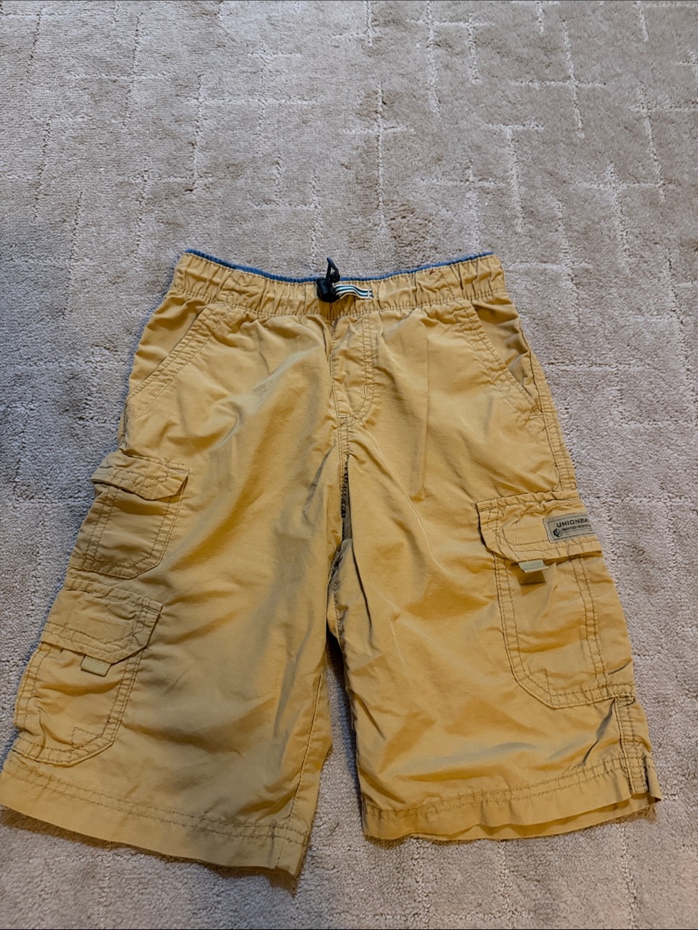 UNIONBAY Kids Cargo Shorts in tan size 8
